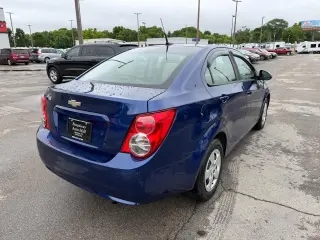2013 Chevrolet Sonic LS