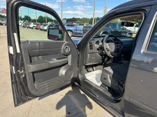 2011 Dodge Nitro 4WD 4dr SXT