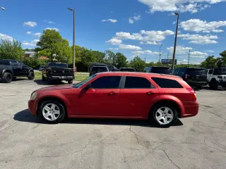 2005 Dodge Magnum 4dr Wgn SE RWD