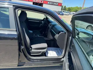 2010 Dodge Charger 4dr Sdn SXT RWD