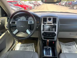 2007 Chrysler 300 4dr Sdn 300 Limited AWD
