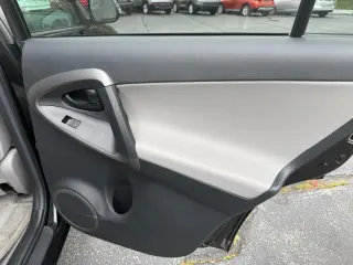 2012 Toyota RAV4 LIMITED