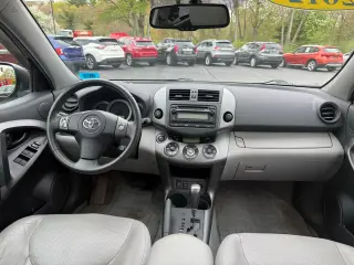 2012 Toyota RAV4 LIMITED