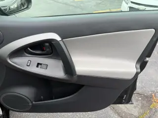 2012 Toyota RAV4 LIMITED