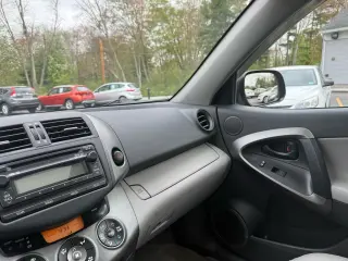 2012 Toyota RAV4 LIMITED