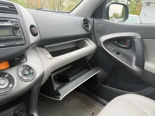 2012 Toyota RAV4 LIMITED