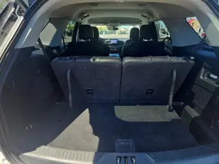 Ford Explorer 2023 AWD Limited 4dr SUV