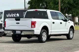 Ford F-150 2015 4x2 XL 4dr SuperCrew 5.5 ft. SB