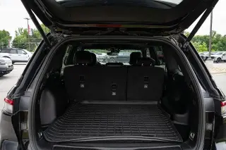 Jeep Grand Cherokee 2022 4x4 Laredo 4dr SUV (midyear release)