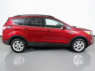 Ford Escape 2018 AWD SE 4dr SUV