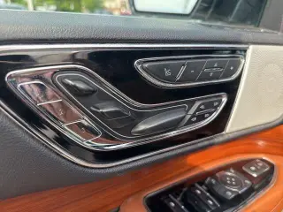Lincoln Navigator L 2019 4x4 Reserve 4dr SUV