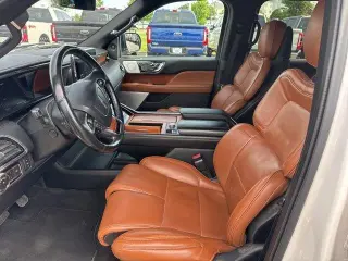 Lincoln Navigator L 2019 4x4 Reserve 4dr SUV
