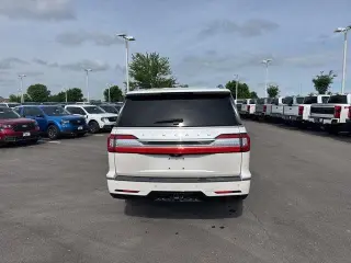 Lincoln Navigator L 2019 4x4 Reserve 4dr SUV