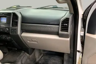 Ford F-350 Super Duty 2020 4x4 XLT 4dr Crew Cab 179 in. WB DRW Chassis