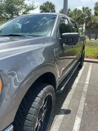 Ford F-150 2022 4x4 XL 4dr SuperCrew 5.5 ft. SB