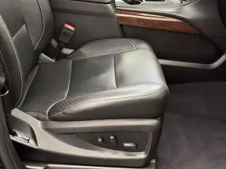 GMC Yukon 2019 4x4 SLT 4dr SUV