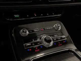Lincoln Nautilus 2023 Reserve 4dr SUV
