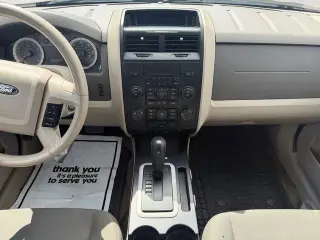 Ford Escape 2009 AWD XLS 4dr SUV