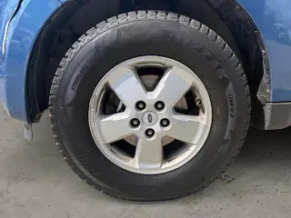 Ford Escape 2009 AWD XLS 4dr SUV