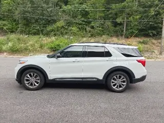 Ford Explorer 2023 XLT 4dr SUV