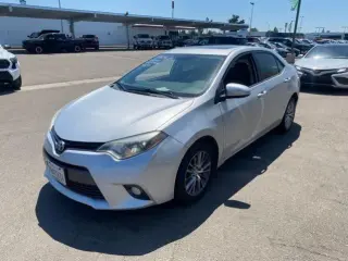 Toyota Corolla 2015 S 4dr Sedan