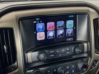 GMC Sierra 1500 2018 4x4 Denali 4dr Crew Cab 5.8 ft. SB