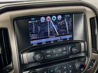 GMC Sierra 1500 2018 4x4 Denali 4dr Crew Cab 5.8 ft. SB