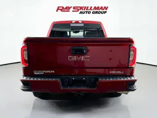 GMC Sierra 1500 2018 4x4 Denali 4dr Crew Cab 5.8 ft. SB