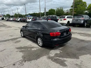 2014 Volkswagen Jetta Sedan 4dr Auto SE PZEV