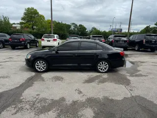2014 Volkswagen Jetta Sedan 4dr Auto SE PZEV