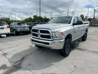 2017 RAM 2500 SLT 4x4 Crew Cab 6'4" Box