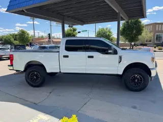 2018 Ford F-250 SD XLT Crew Cab 4WD