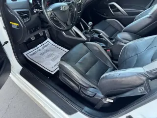 2016 Hyundai Veloster Turbo 6MT