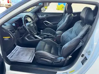 2016 Hyundai Veloster Turbo 6MT