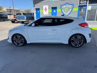 2016 Hyundai Veloster Turbo 6MT