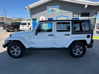 2018 Jeep Wrangler JK Unlimited Sahara 4WD