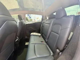 Tesla Model Y 2024 AWD Long Range 4dr Crossover