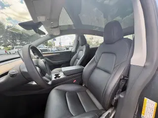 Tesla Model Y 2024 AWD Long Range 4dr Crossover