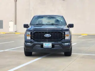 Ford F-150 2023 4x2 XL 4dr SuperCrew 5.5 ft. SB