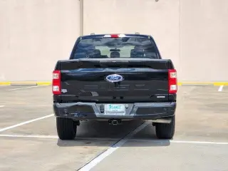 Ford F-150 2023 4x2 XL 4dr SuperCrew 5.5 ft. SB
