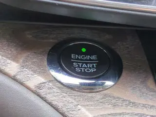 Ford Explorer 2020 AWD Platinum 4dr SUV