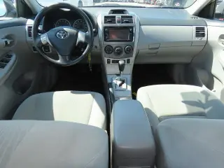 Toyota Corolla 2013 S 4dr Sedan 5M