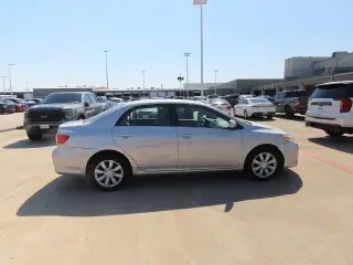 Toyota Corolla 2013 S 4dr Sedan 5M