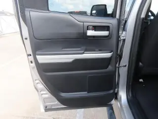 Toyota Tundra 2014 4x2 SR5 4dr Double Cab Pickup SB (5.7L V8)