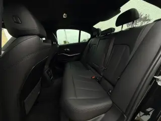 BMW 3 Series 2019 330i 4dr Sedan