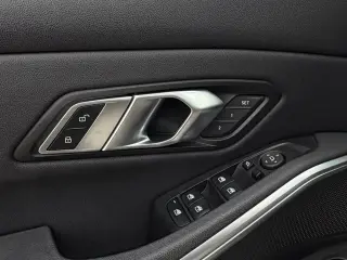 BMW 3 Series 2019 330i 4dr Sedan