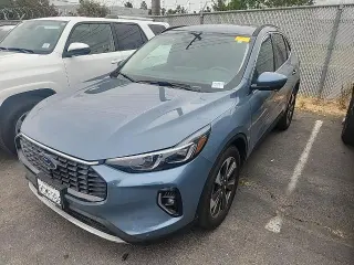 Ford Escape Hybrid 2023 Platinum 4dr SUV