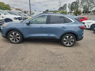 Ford Escape Hybrid 2023 Platinum 4dr SUV