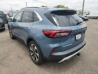 Ford Escape Hybrid 2023 Platinum 4dr SUV