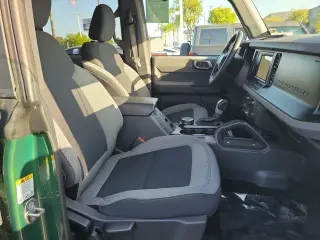 Ford Bronco 2023 4x4 Black Diamond 4dr SUV